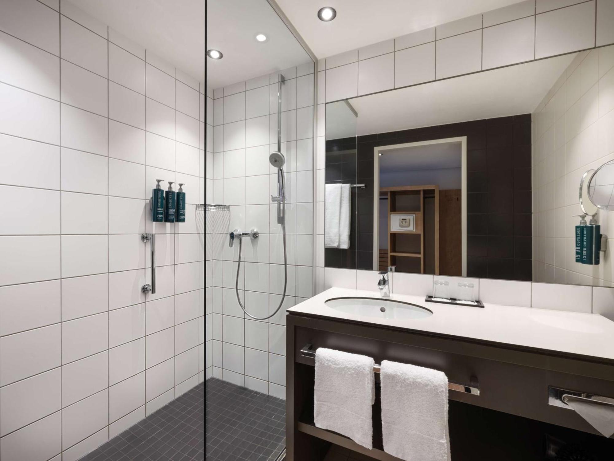 Hilton Garden Inn Innsbruck Tivoli מראה חיצוני תמונה